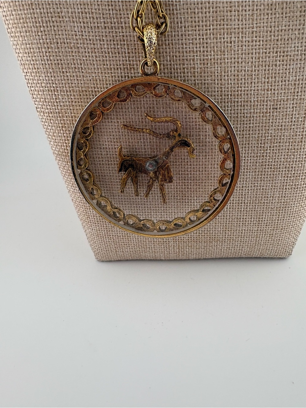Vintage Capricorn Zodiac Pendant Necklace ✨♑ - Picture 3 of 3